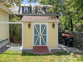 60 Clifton Ave, Brockton MA 02301