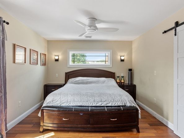60 Clifton Ave, Brockton MA 02301