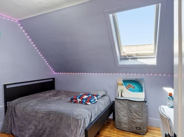 60 Clifton Ave, Brockton MA 02301