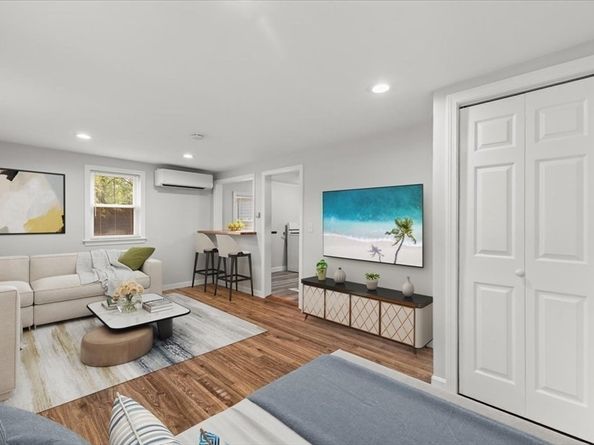 29 Glendale Ave, Brockton MA 02301