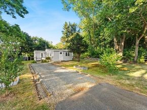 29 Glendale Ave, Brockton MA 02301