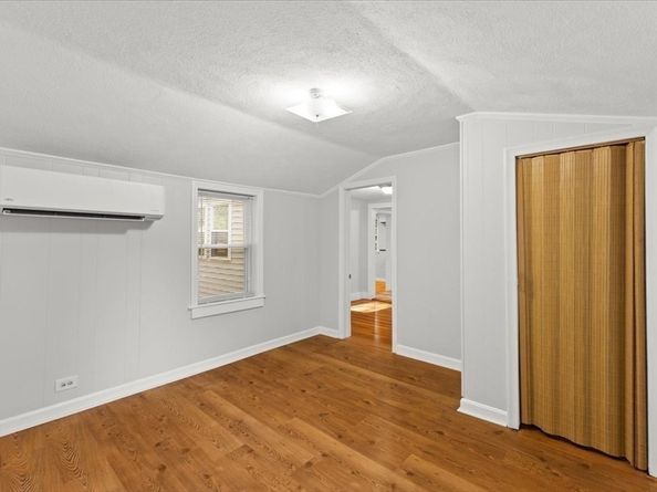 29 Glendale Ave, Brockton MA 02301