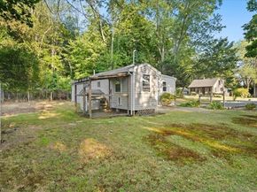 29 Glendale Ave, Brockton MA 02301
