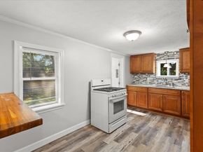 29 Glendale Ave, Brockton MA 02301