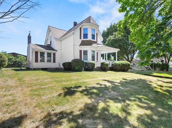 51 Colantha Ave, Brockton MA 02301