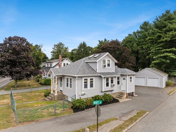 224 Center St, Bridgewater MA 02324