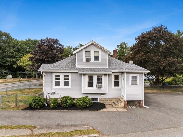 224 Center St, Bridgewater MA 02324