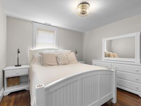39 Pine St, Wakefield MA 01880
