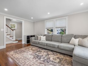 39 Pine St, Wakefield MA 01880