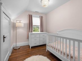 39 Pine St, Wakefield MA 01880