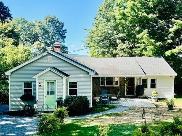452 Hollis Road, Lunenburg MA 01462