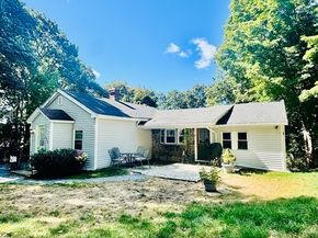 452 Hollis Road, Lunenburg MA 01462