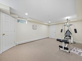 10 Preston Road, Lexington MA 02420