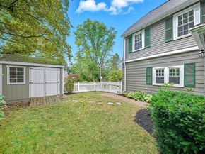 10 Preston Road, Lexington MA 02420