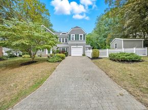 10 Preston Road, Lexington MA 02420