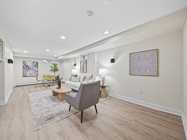 10 Preston Road, Lexington MA 02420