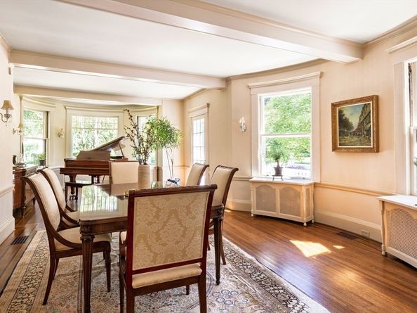 59 Hyde Ave, Newton MA 02458