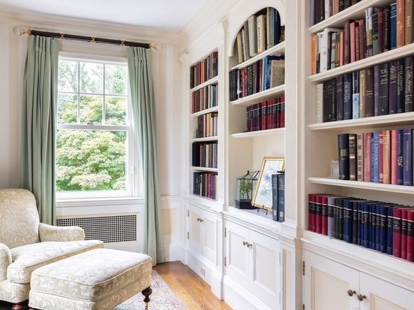 59 Hyde Ave, Newton MA 02458
