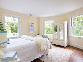 59 Hyde Ave, Newton MA 02458