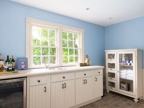 59 Hyde Ave, Newton MA 02458