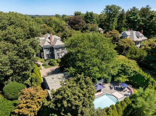 59 Hyde Ave, Newton MA 02458