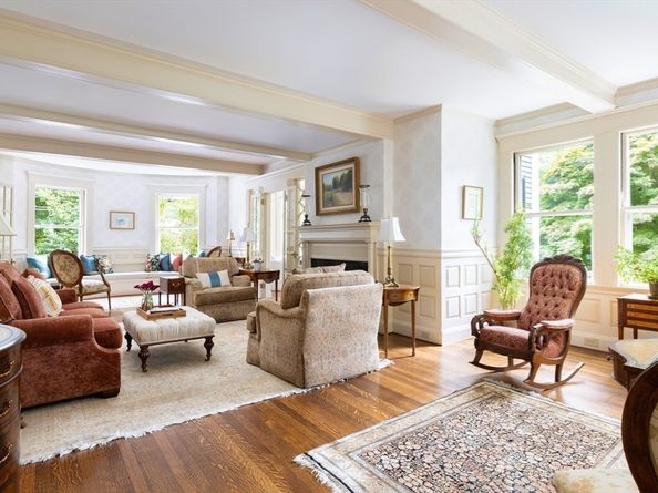 59 Hyde Ave, Newton MA 02458