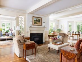 59 Hyde Ave, Newton MA 02458