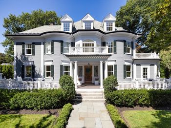 59 Hyde Ave