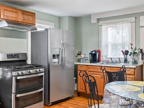 20 Murray St, Lynn MA 01905