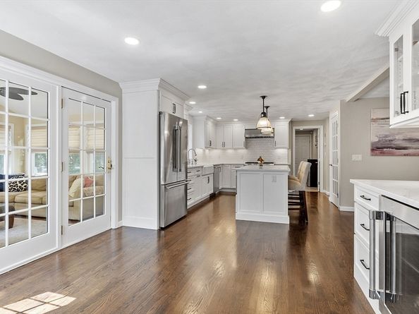 3 Wallen Way, Middleton MA 01949