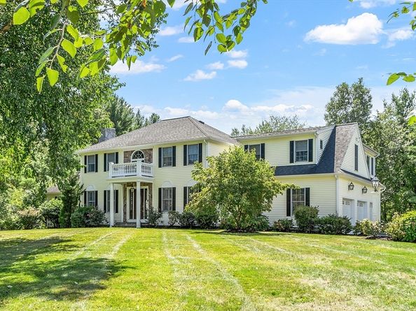 3 Wallen Way, Middleton MA 01949