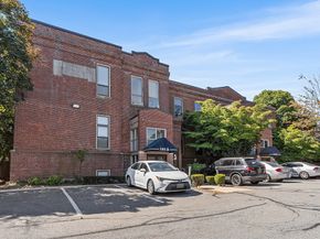 141 Savin Hill Ave A22, Boston MA 02125