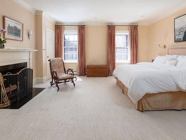16 W Cedar St, Boston MA 02108