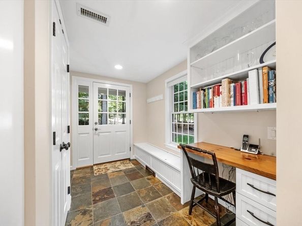 198 Pine St, Norwell MA 02061