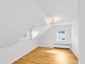 136 Azalea Dr, Norwood MA 02062