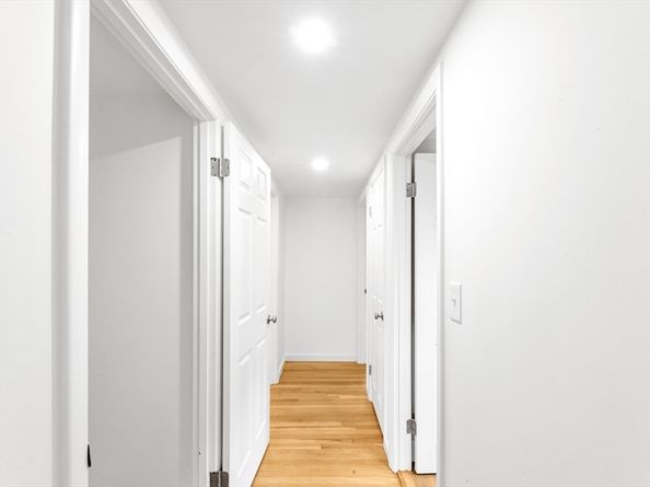136 Azalea Dr, Norwood MA 02062