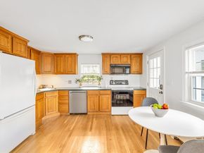 136 Azalea Dr, Norwood MA 02062