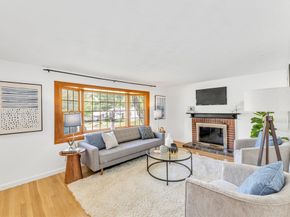 136 Azalea Dr, Norwood MA 02062
