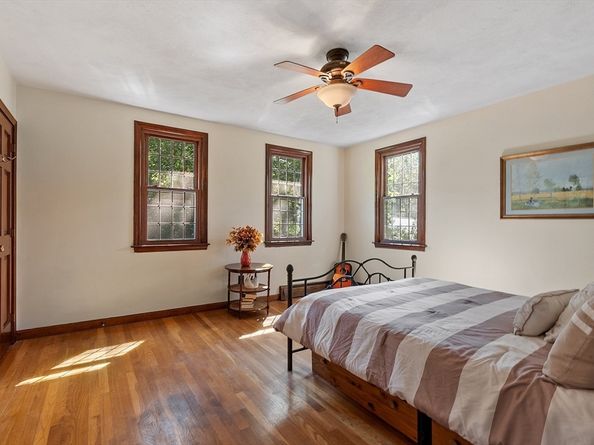 27 Lincoln Drive, Acton MA 01720