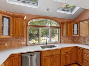 27 Lincoln Drive, Acton MA 01720