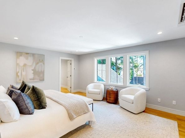 41 Kilburn Rd, Newton MA 02465