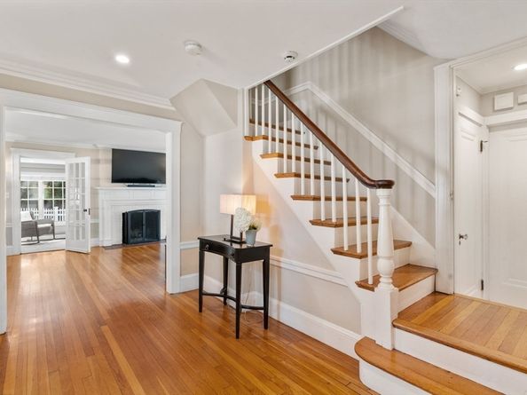 513 Chestnut Street, Newton MA 02468