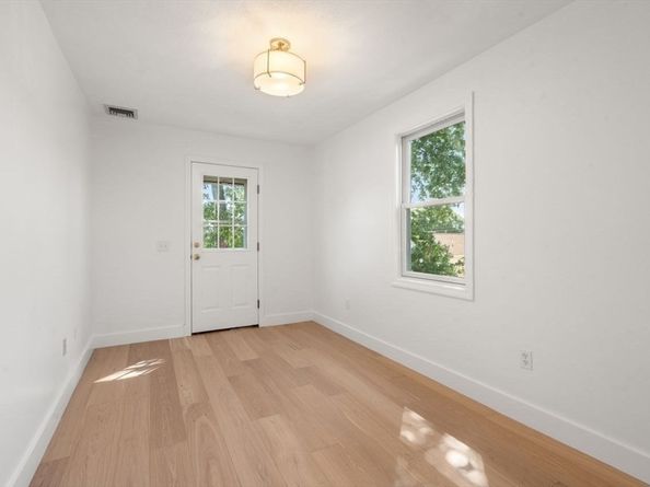 798 Dorchester Ave 4, Boston MA 02125