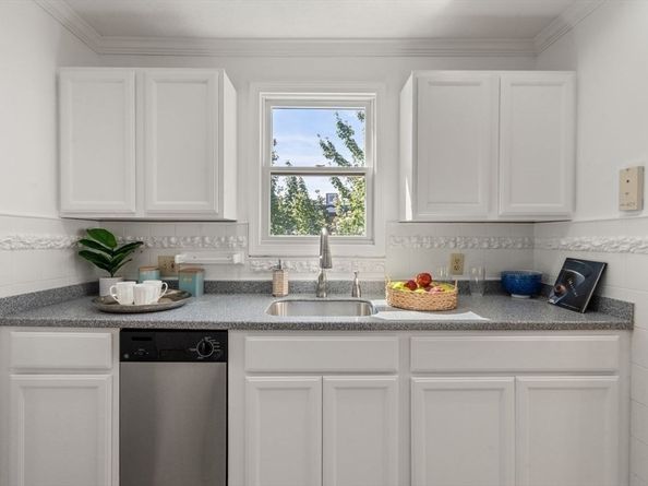 798 Dorchester Ave 4, Boston MA 02125