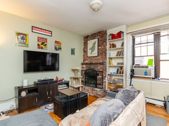 286-288 Cambridge St. 8, Boston MA 02114