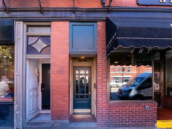 286-288 Cambridge St. 8, Boston MA 02114