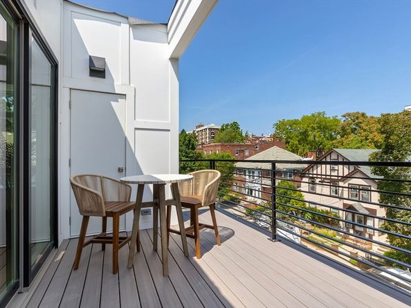 24 Auburn 3, Brookline MA 02446
