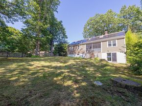 114 Gilbert Rd, Weymouth MA 02189