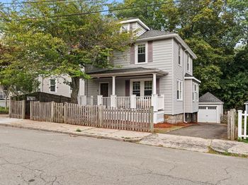 78 Hillsdale St