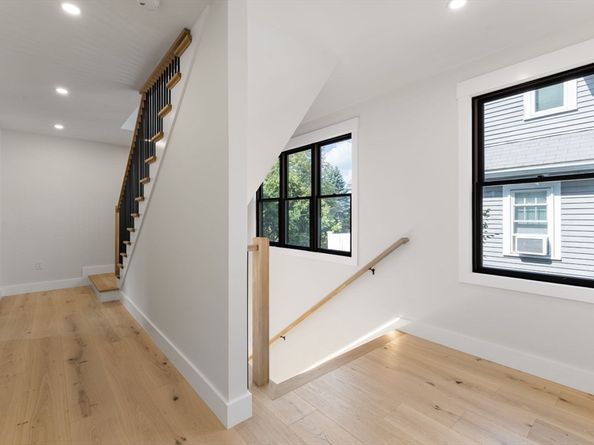3 Field St, Cambridge MA 02138
